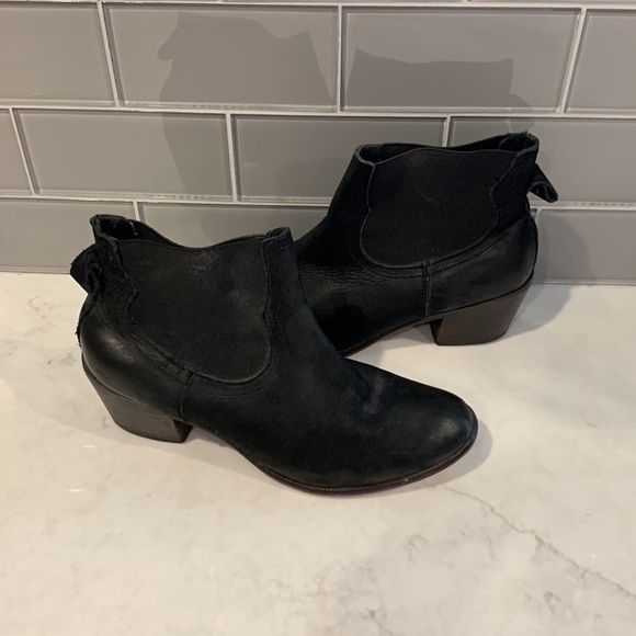 Melrose and Mark Booties - Picture 2 of 3